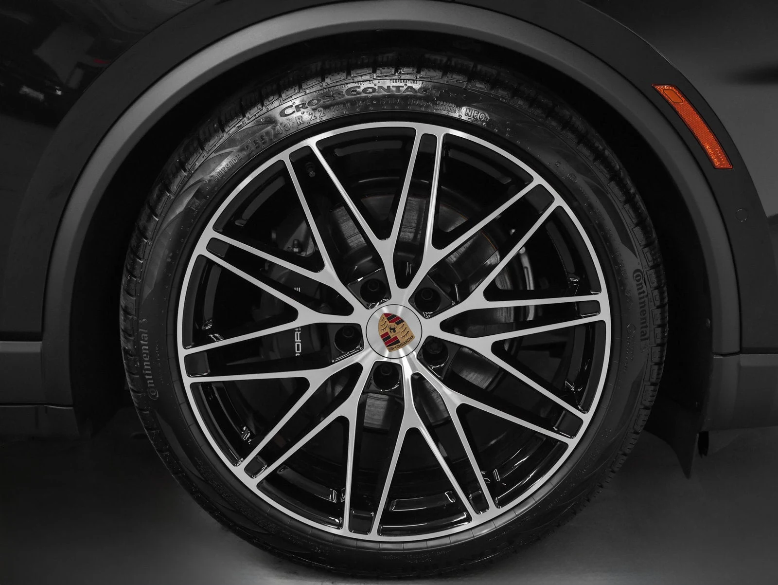 2026 Porsche Macan 4 Electric (XAB), 14/20