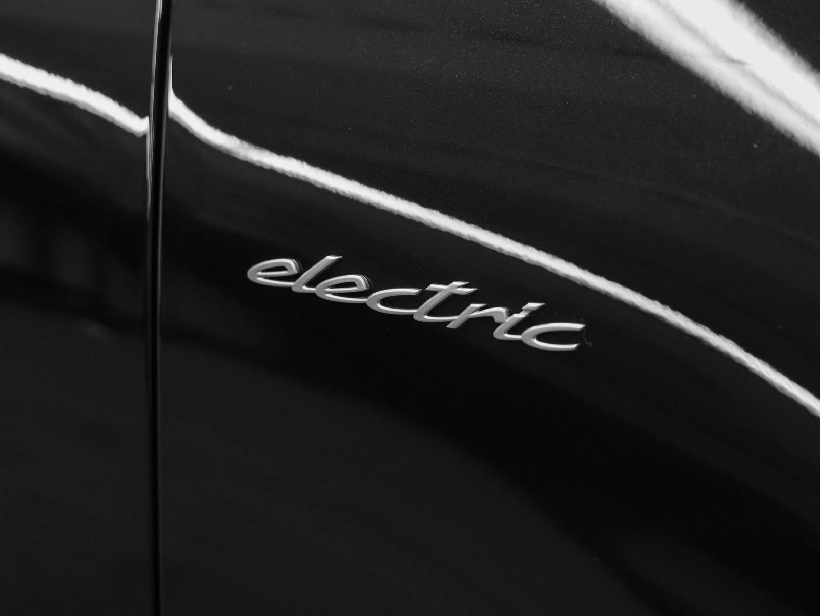 2026 Porsche Macan 4 Electric (XAB), 16/20