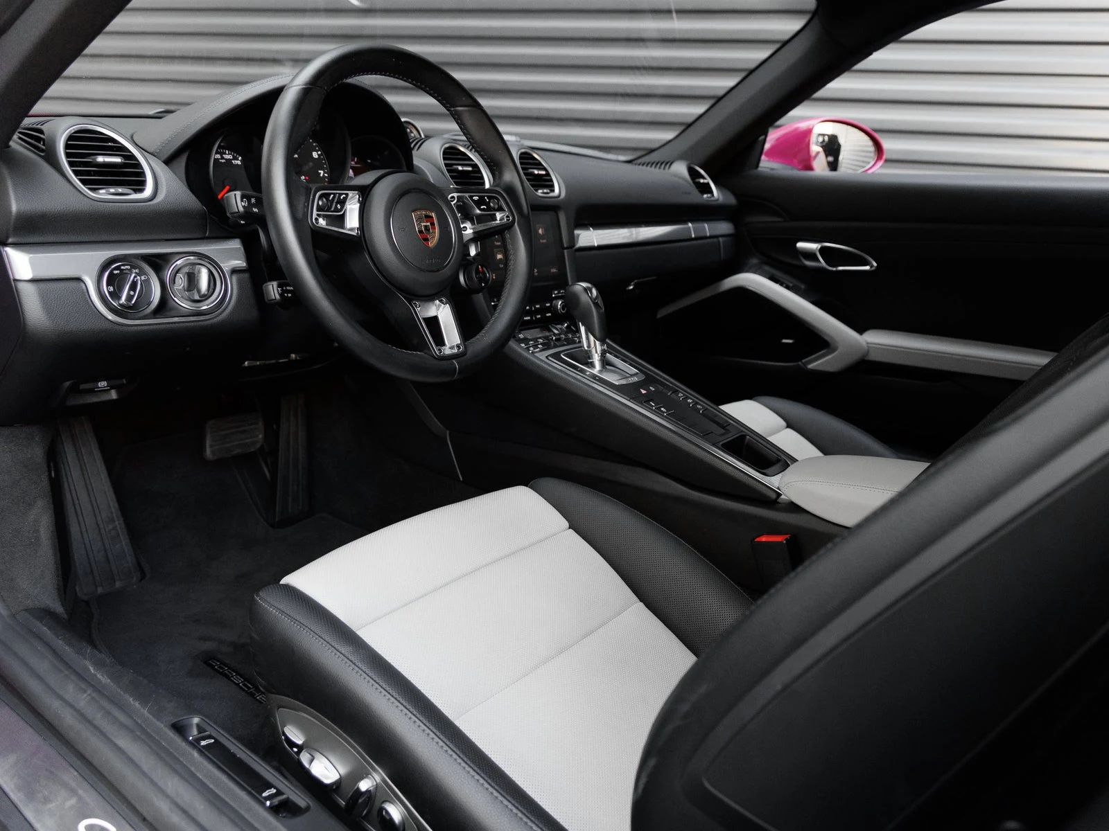 2024 Porsche 718 Cayman Style Edition, 4/20