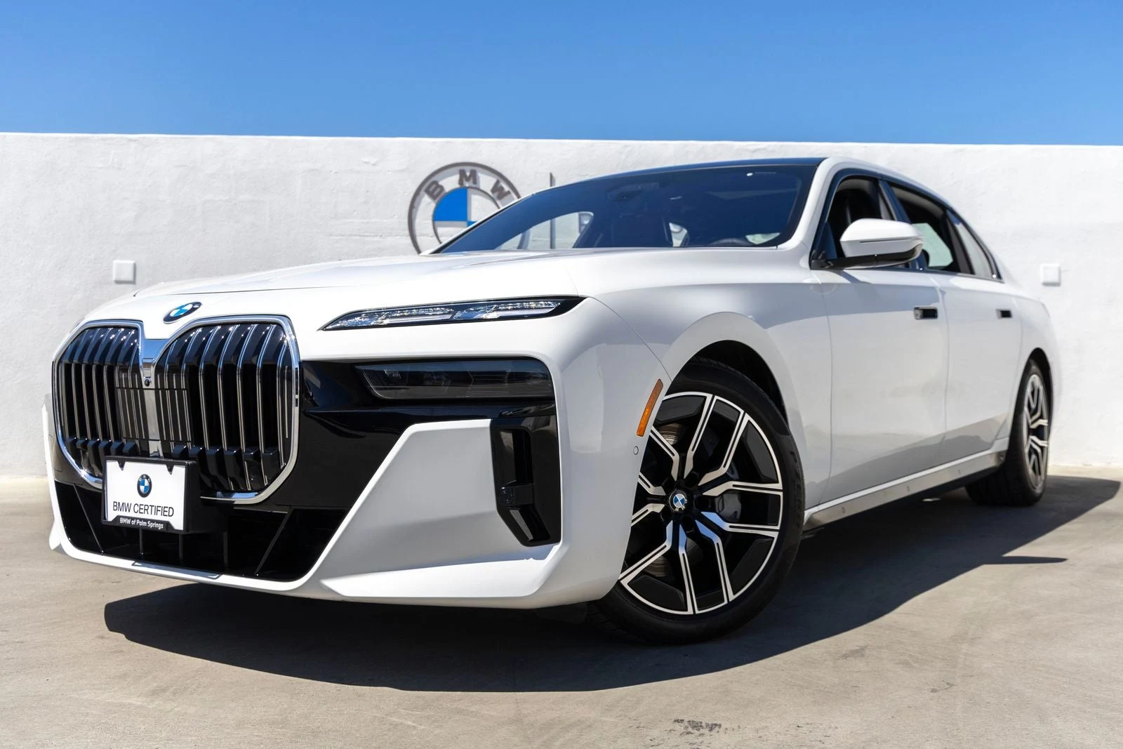 2025 BMW 760i xDrive (G70), 8/20