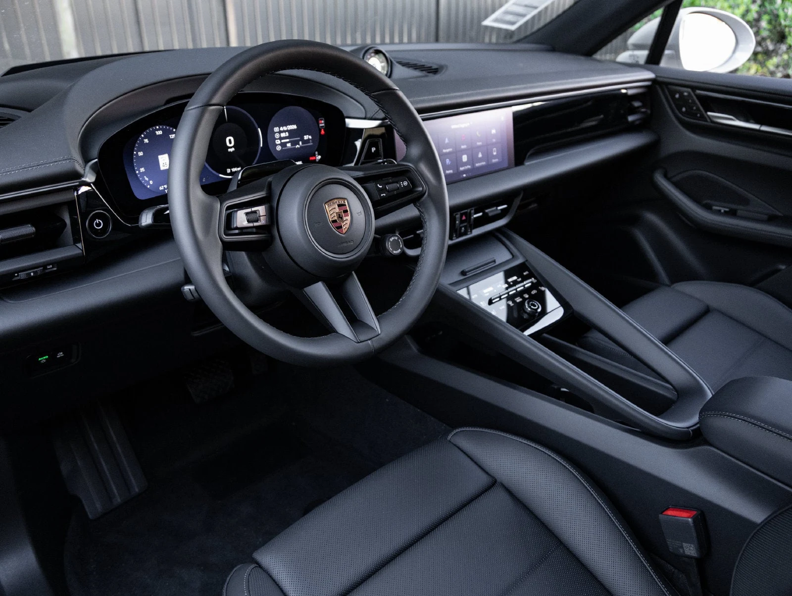 2026 Porsche Macan 4 Electric (XAB), 4/20