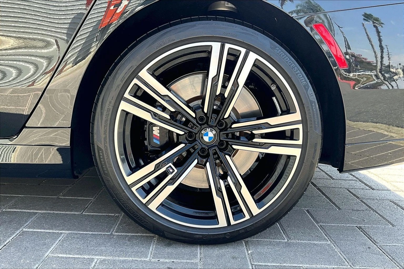 2025 BMW 760i xDrive (G70), 9/20