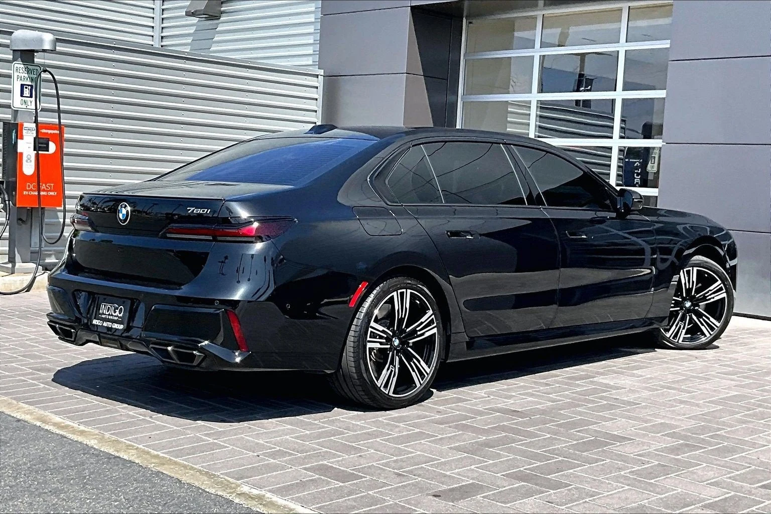 2025 BMW 760i xDrive (G70), 12/20