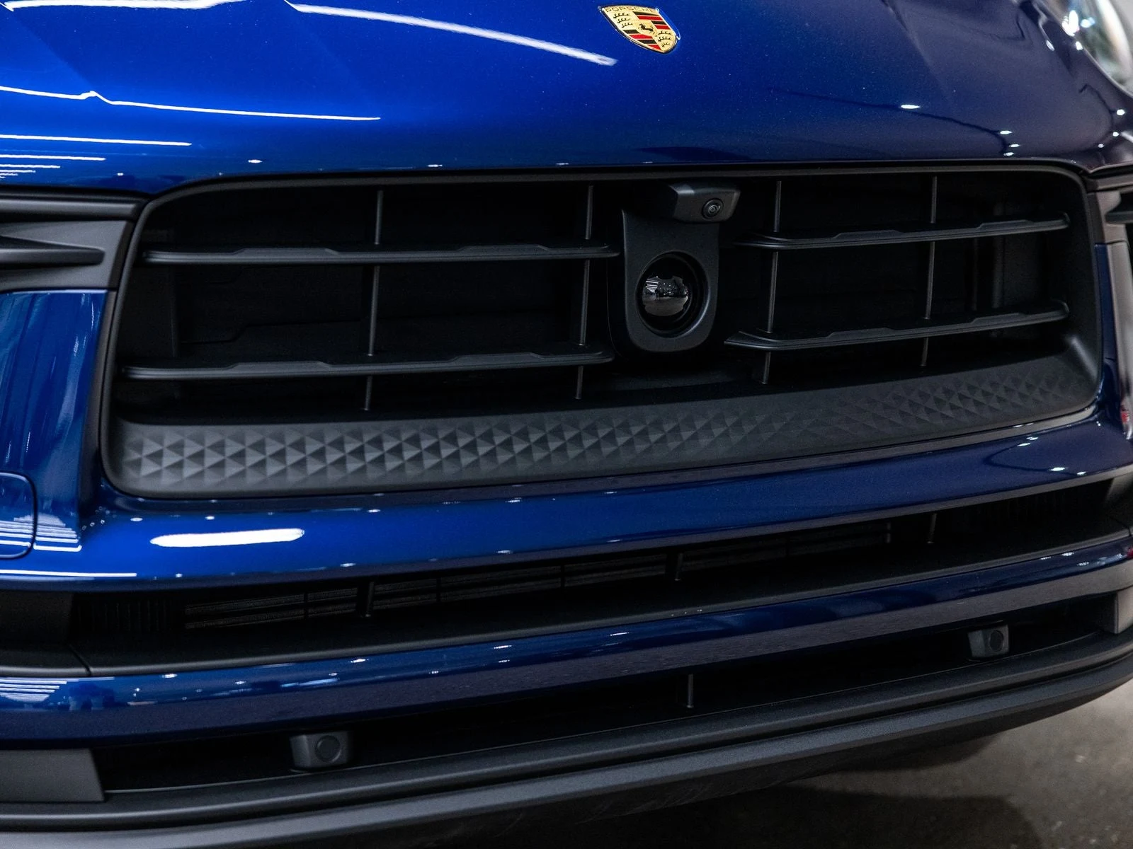 2026 Porsche Macan S (95B), 18/20
