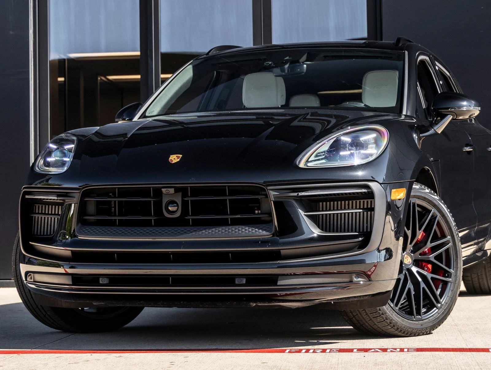2025 Porsche Macan GTS (95B), 7/20