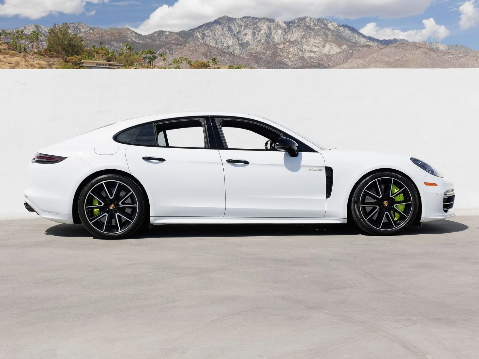 2018 Porsche Panamera Turbo S E-Hybrid (971), 8/20