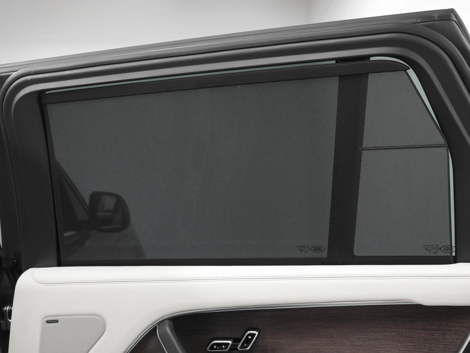 2023 Land Rover Range Rover SE LWB (L460), 19/20