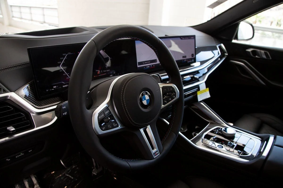 2026 BMW X6 M60i (G06), 15/20
