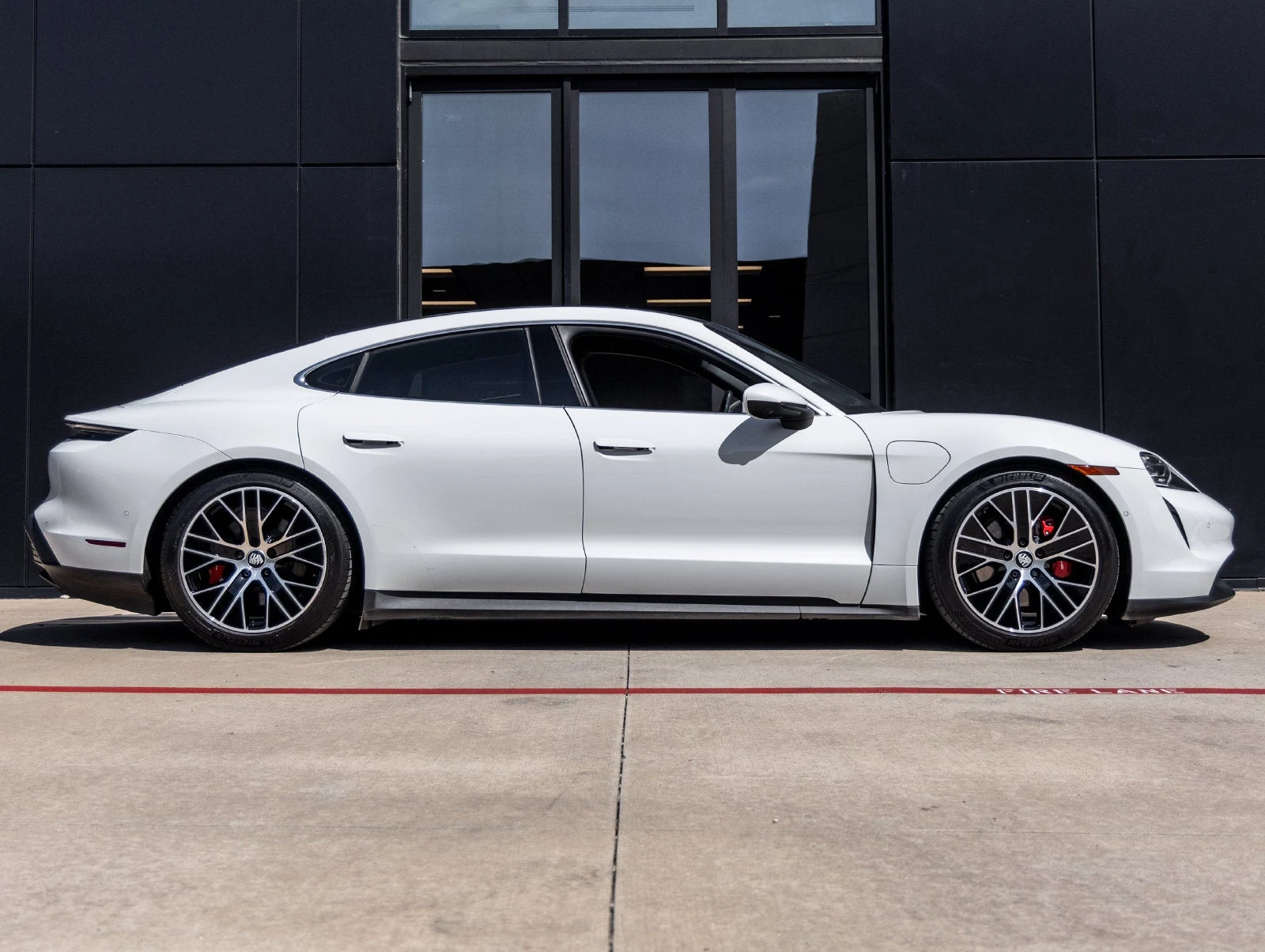 2023 Porsche Taycan 4S (Original Version), 12/20