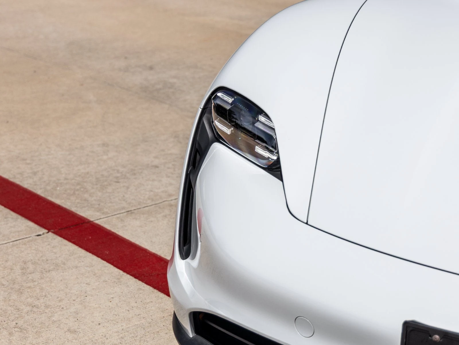2023 Porsche Taycan 4S (Original Version), 18/20