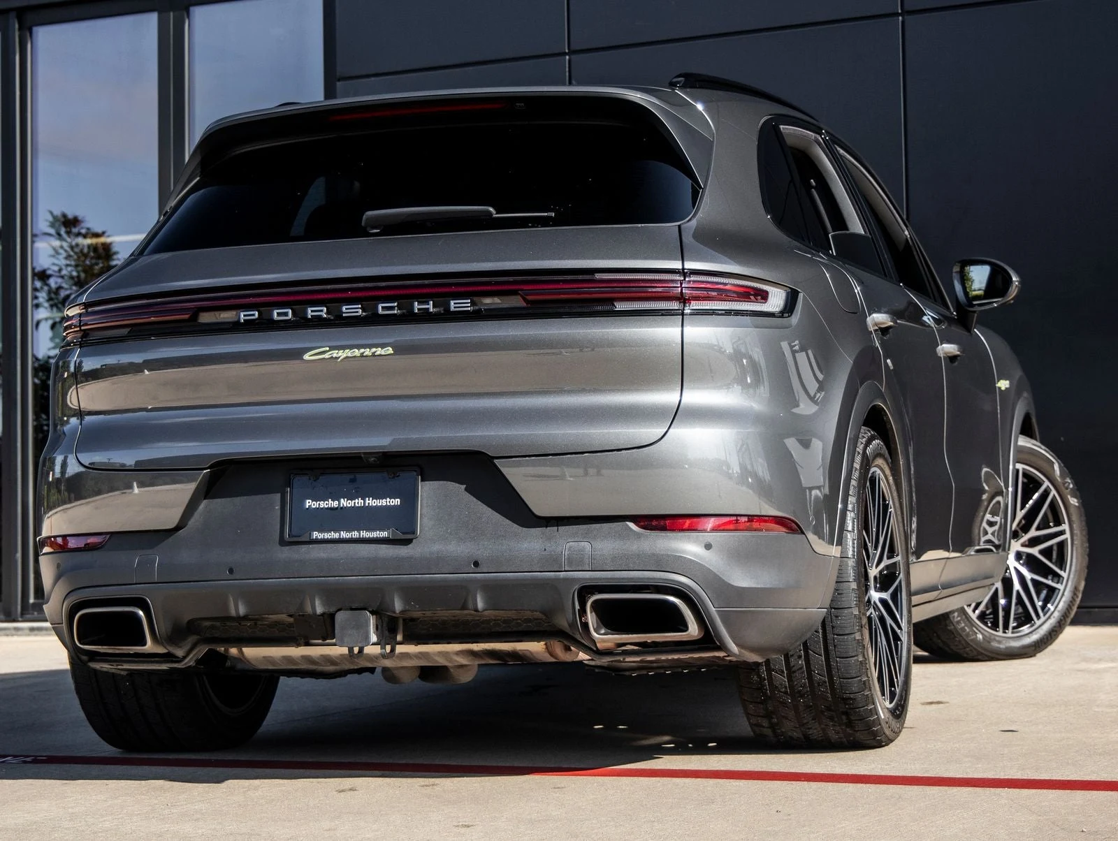 2024 Porsche Cayenne E-Hybrid (3rd Generation), 11/20