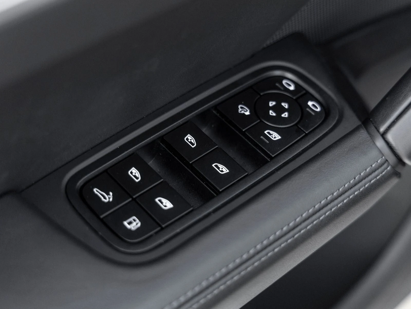 2024 Porsche Cayenne E-Hybrid (3rd Generation), 20/20