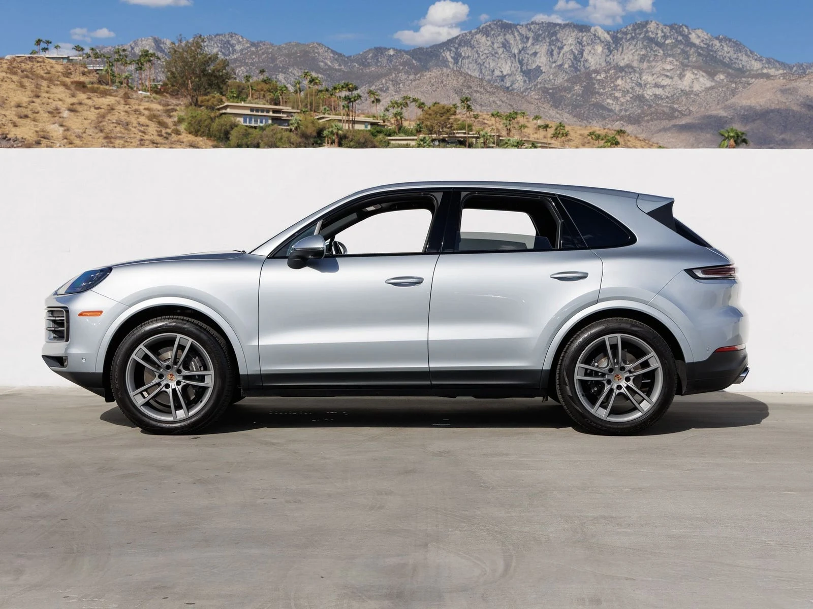 2025 Porsche Cayenne (3rd Generation), 2/20