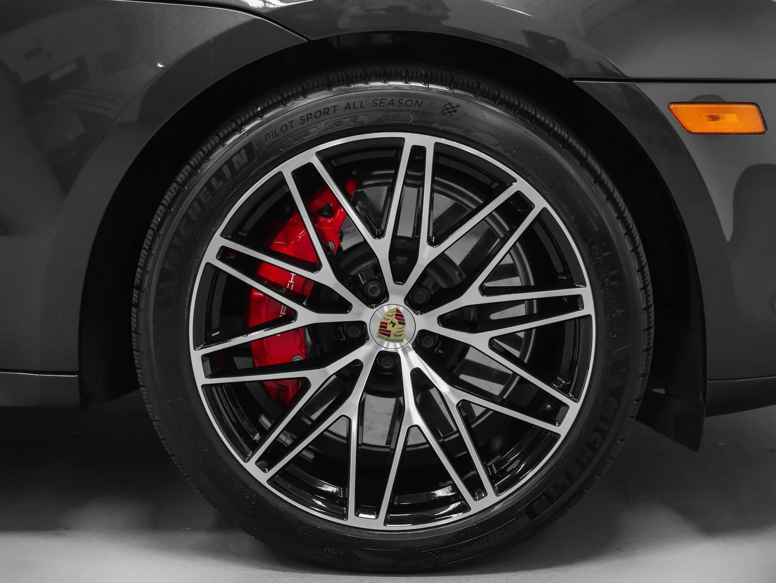 2024 Porsche Macan GTS (95B), 16/20