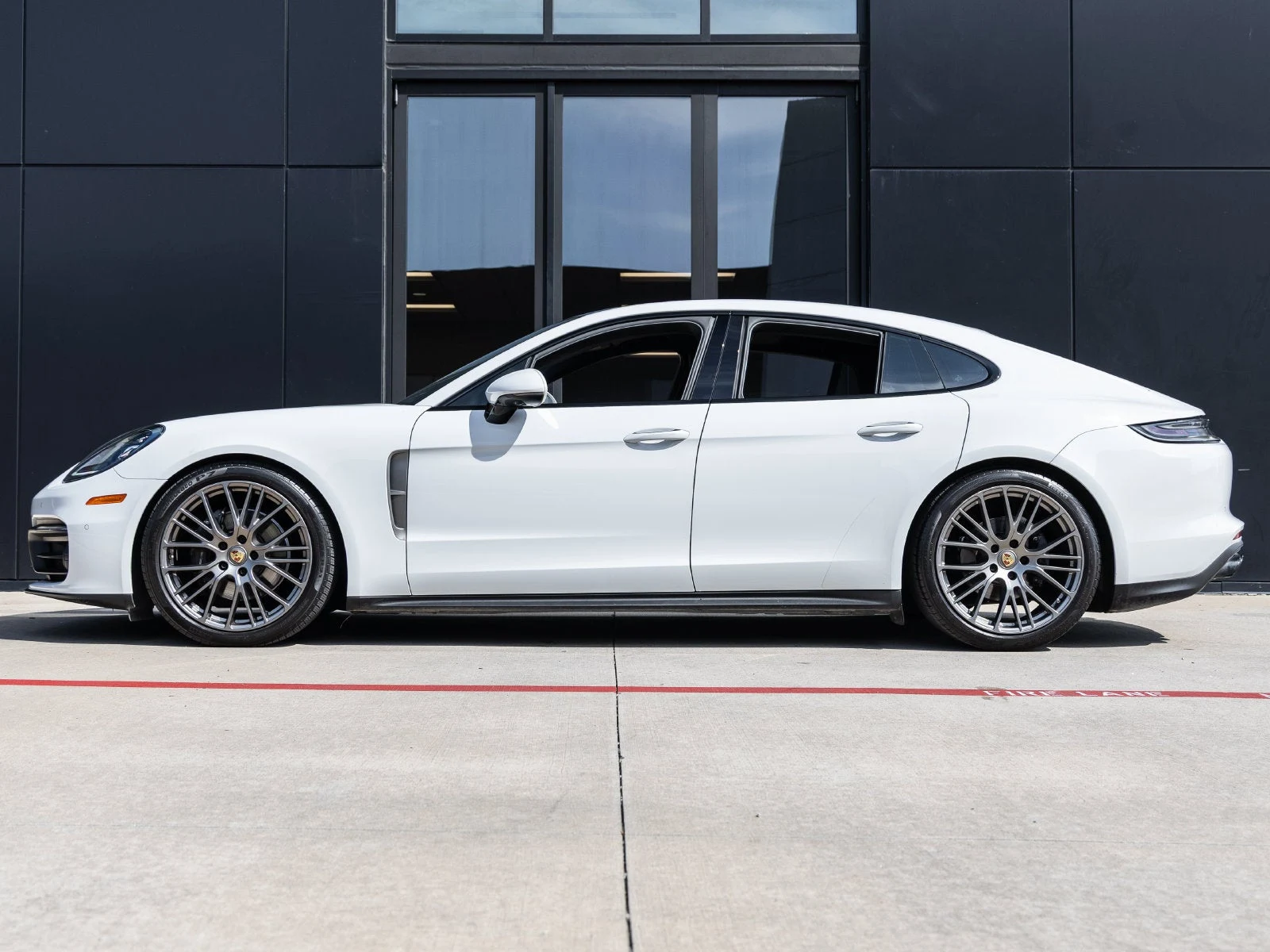 2023 Porsche Panamera 4 Platinum Edition (971), 2/20