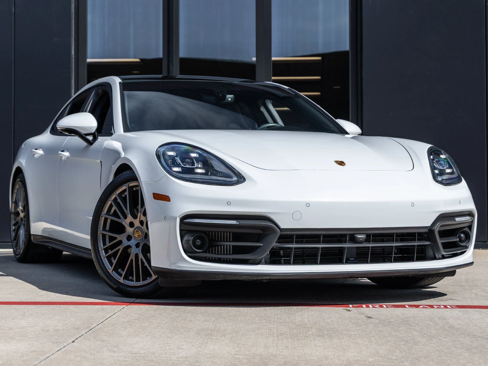 2023 Porsche Panamera 4 Platinum Edition (971), 6/20