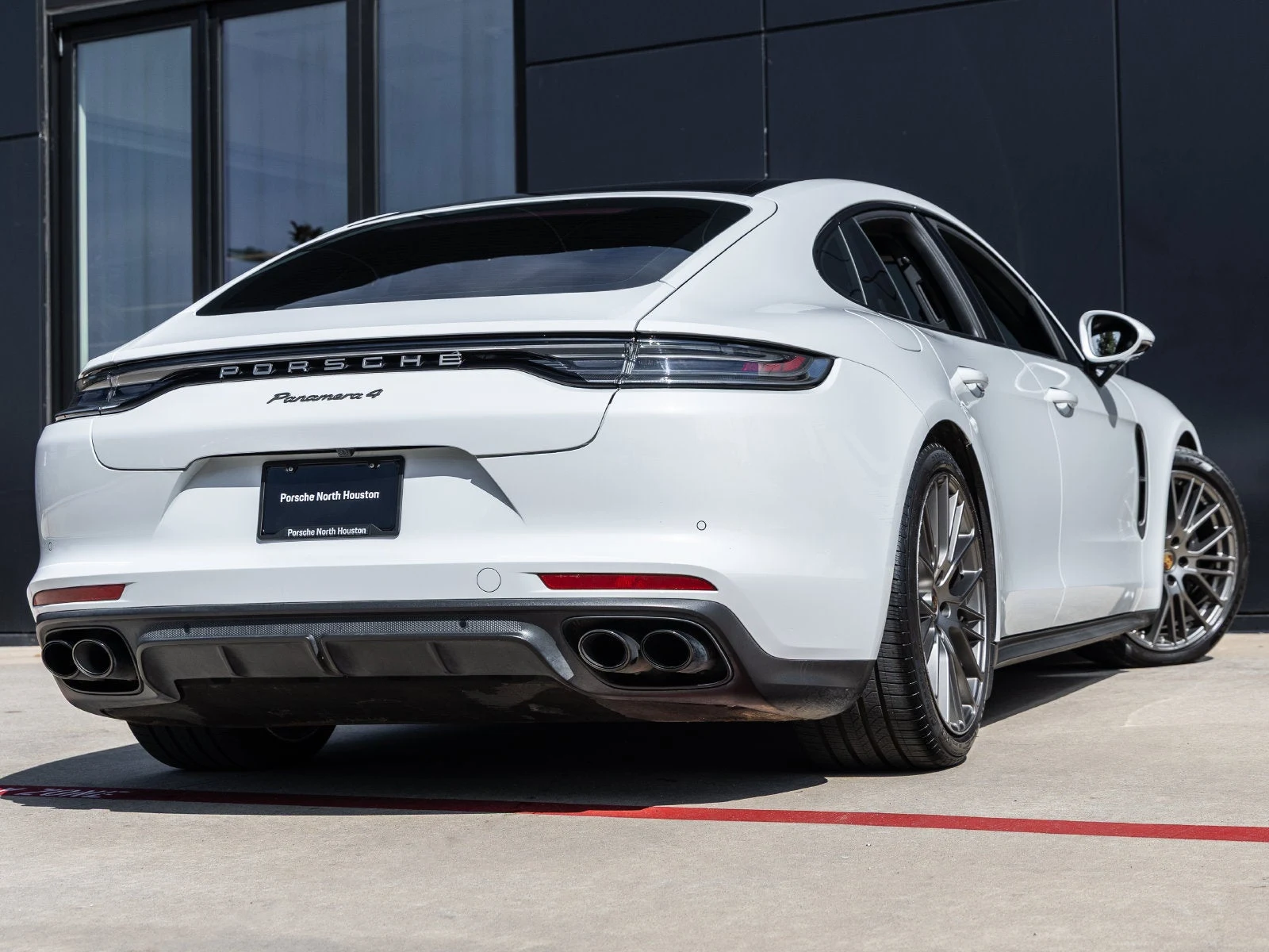 2023 Porsche Panamera 4 Platinum Edition (971), 11/20