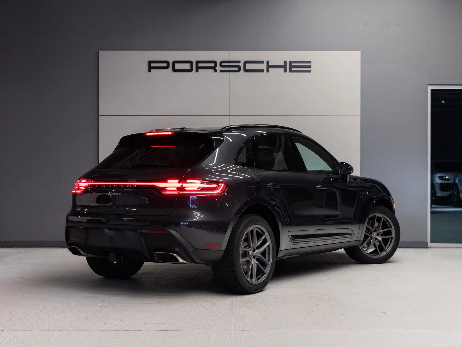 2026 Porsche Macan (95B), 7/20