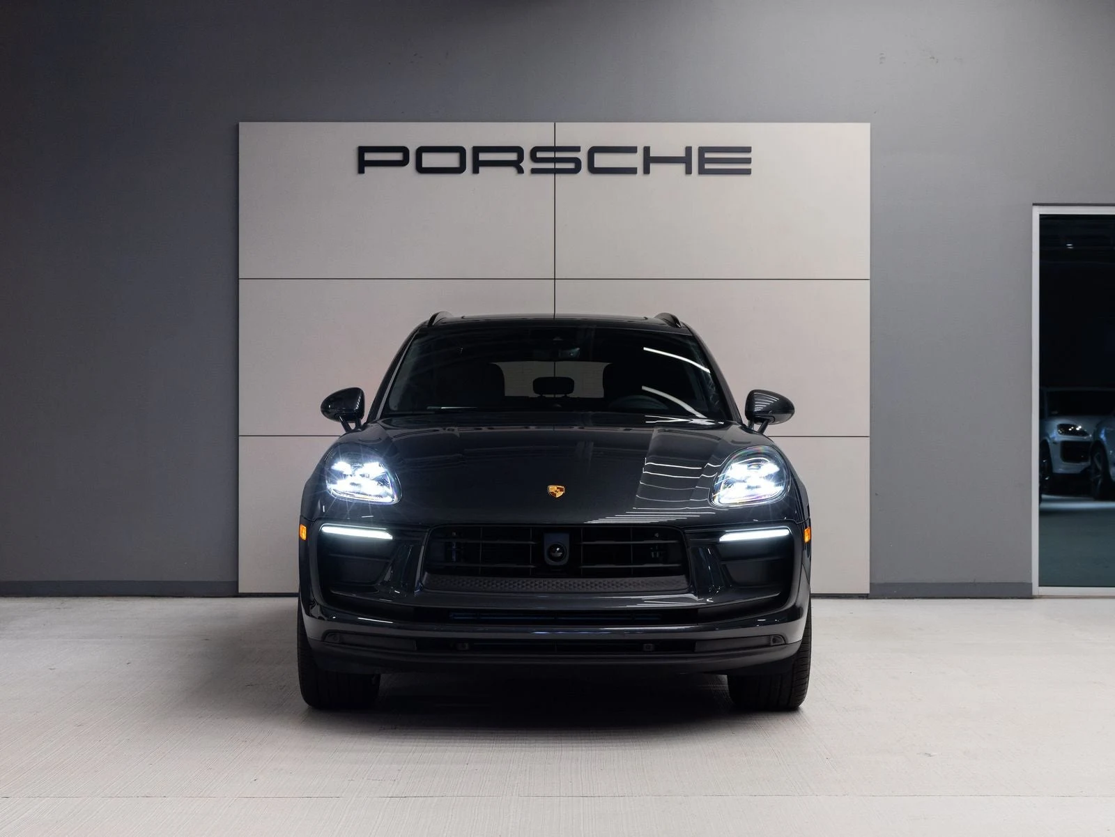 2026 Porsche Macan (95B), 10/20