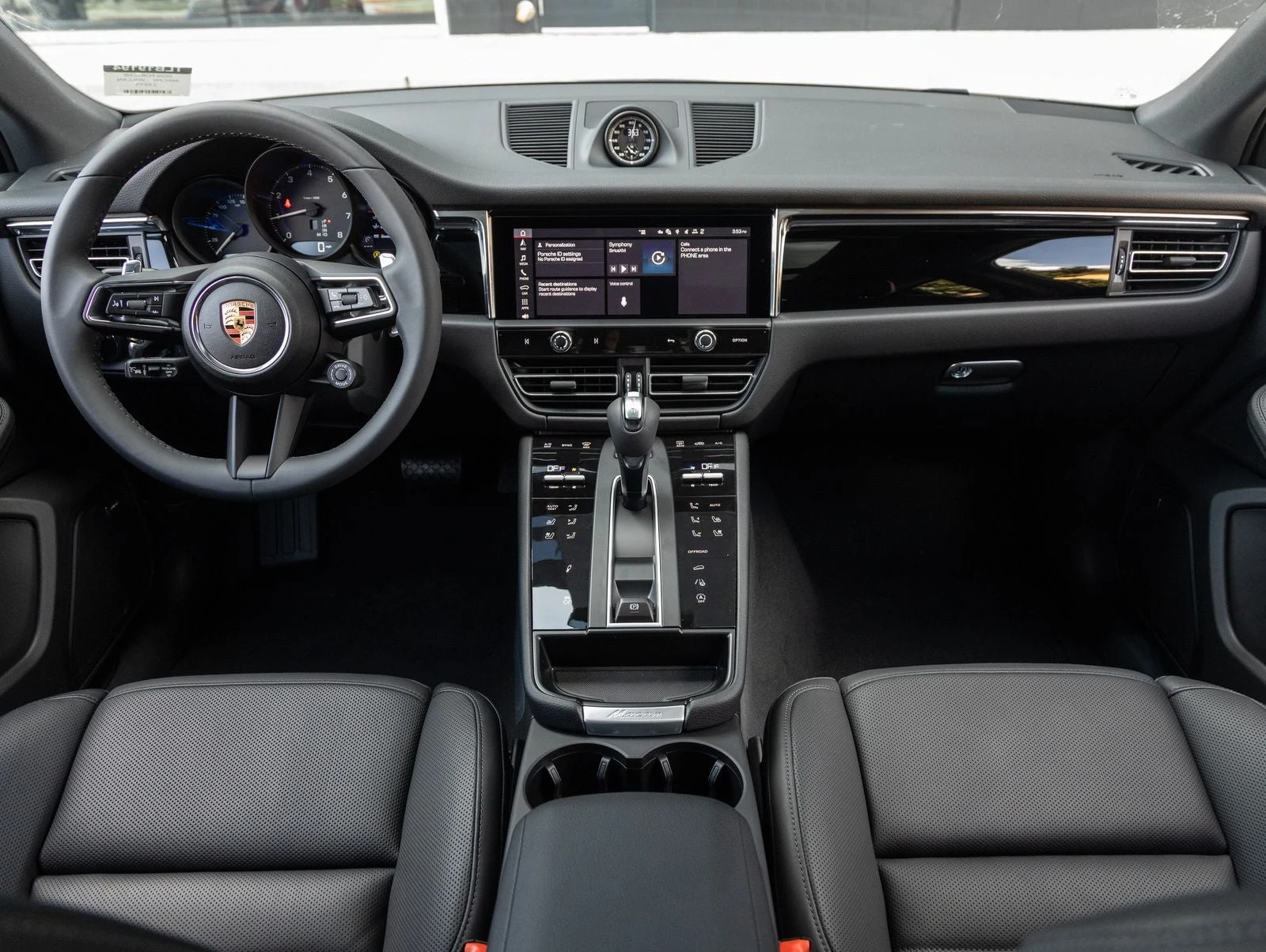 2026 Porsche Macan (95B), 12/20