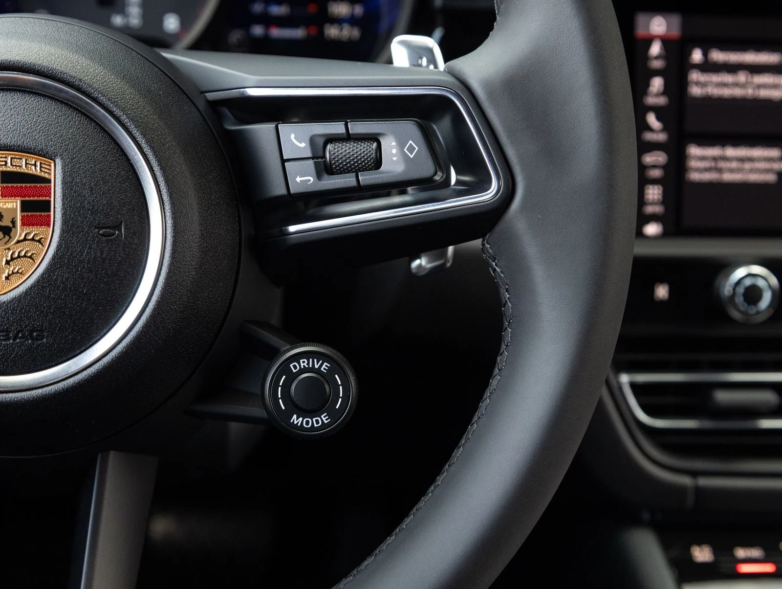 2026 Porsche Macan (95B), 16/20