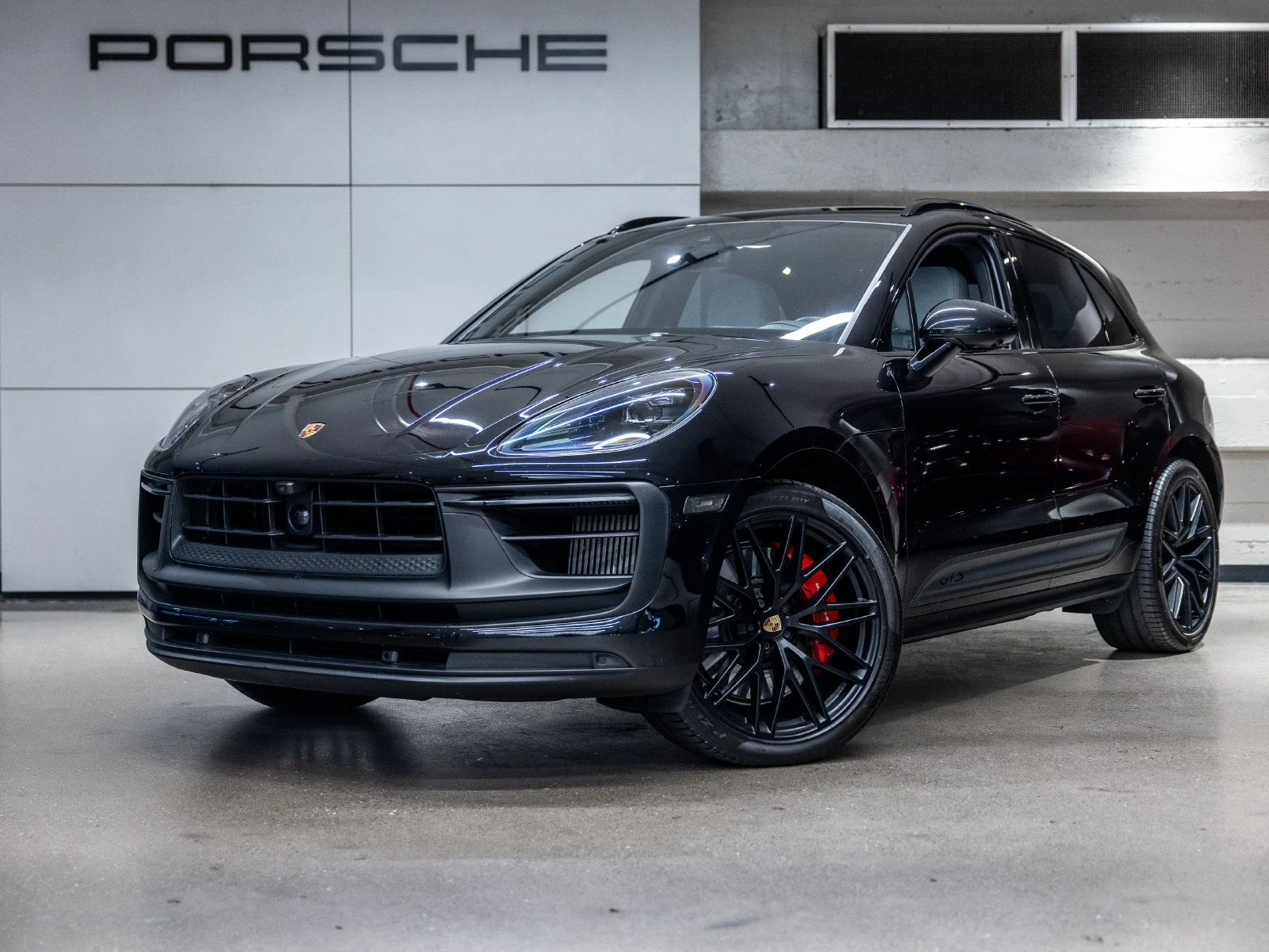 Porsche Macan GTS (95B) · Jet Black Metallic · Indigo Auto Group