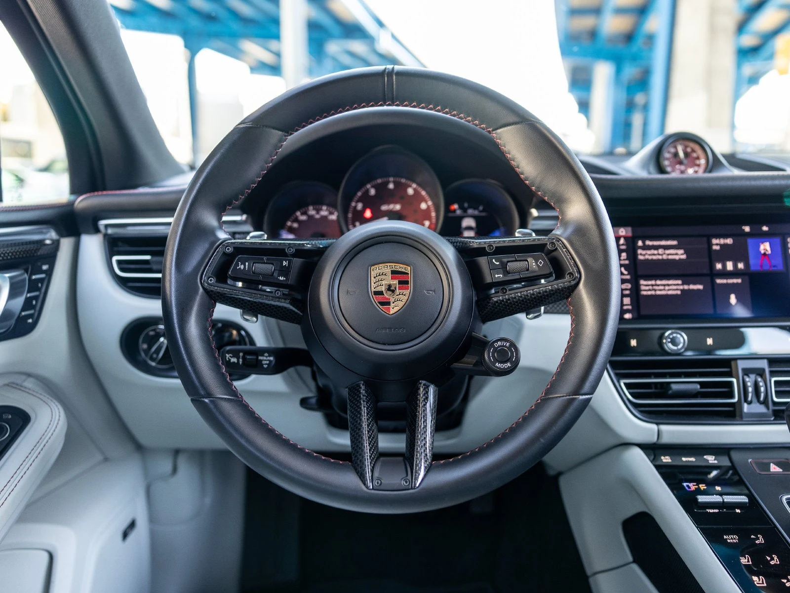 2024 Porsche Macan GTS (95B), 6/20