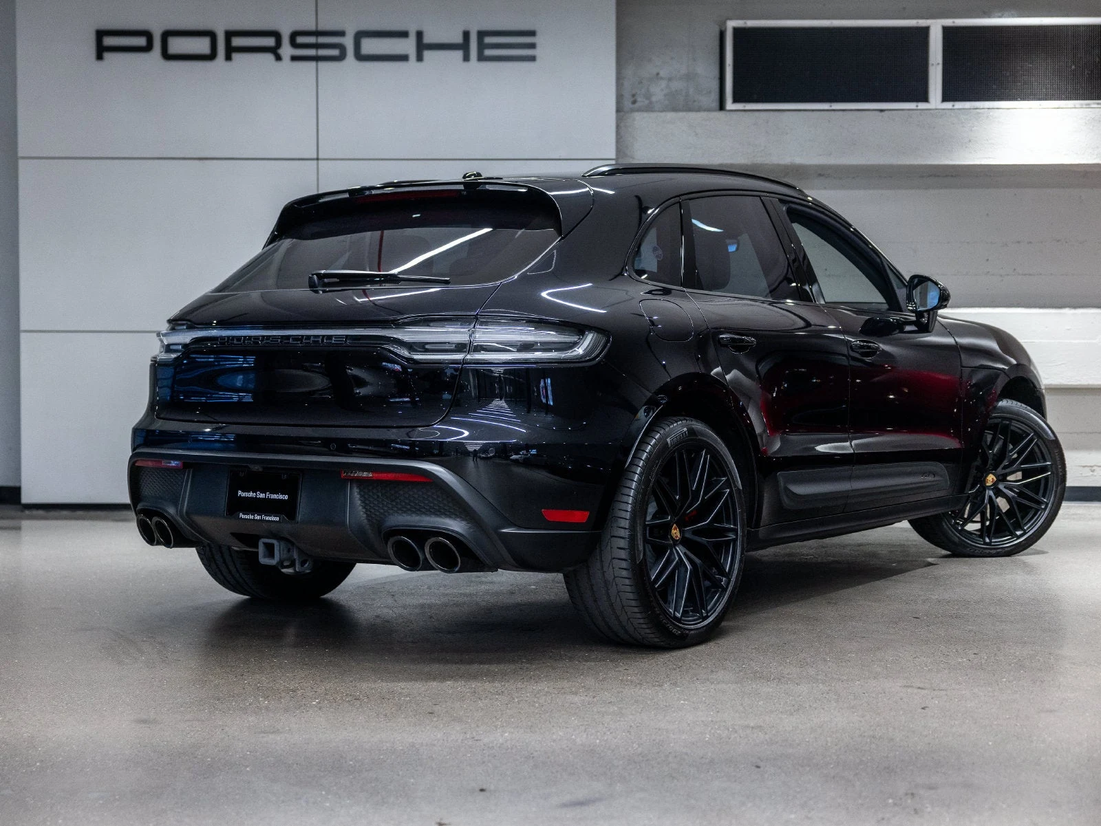 2024 Porsche Macan GTS (95B), 8/20