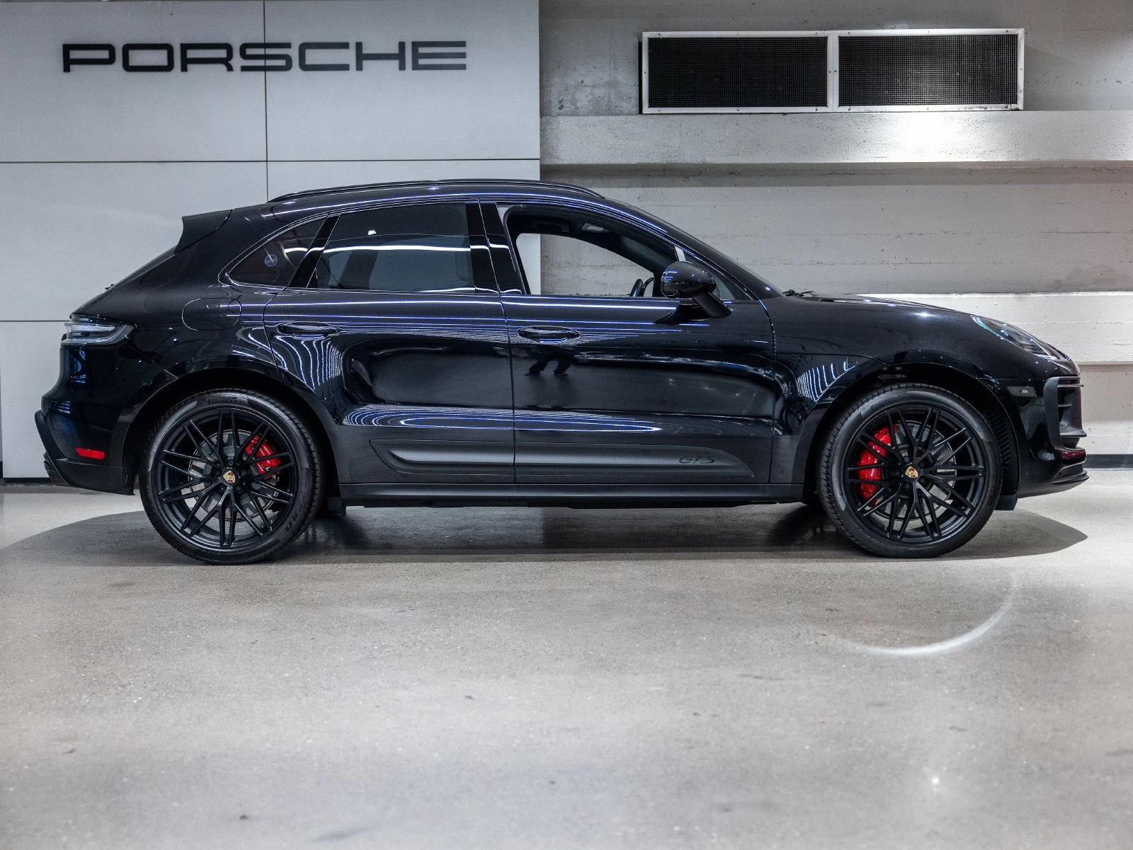 2024 Porsche Macan GTS (95B), 9/20