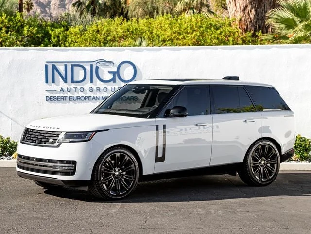 Land Rover Range Rover SE (L460) · Fuji White · Indigo Auto Group