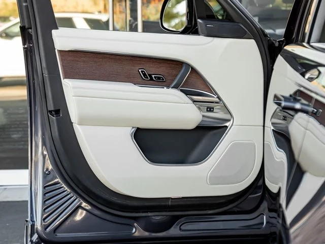2024 Land Rover Range Rover SE (L460), 12/20