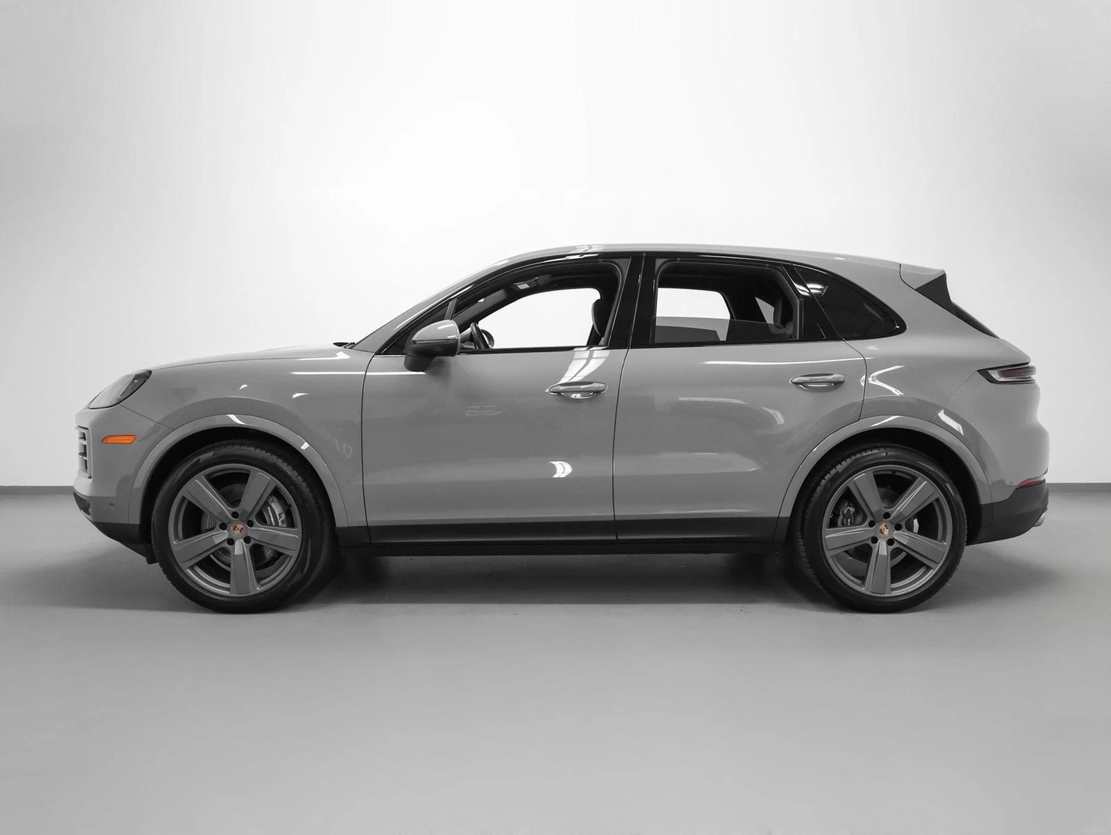 2025 Porsche Cayenne (3rd Generation), 2/20