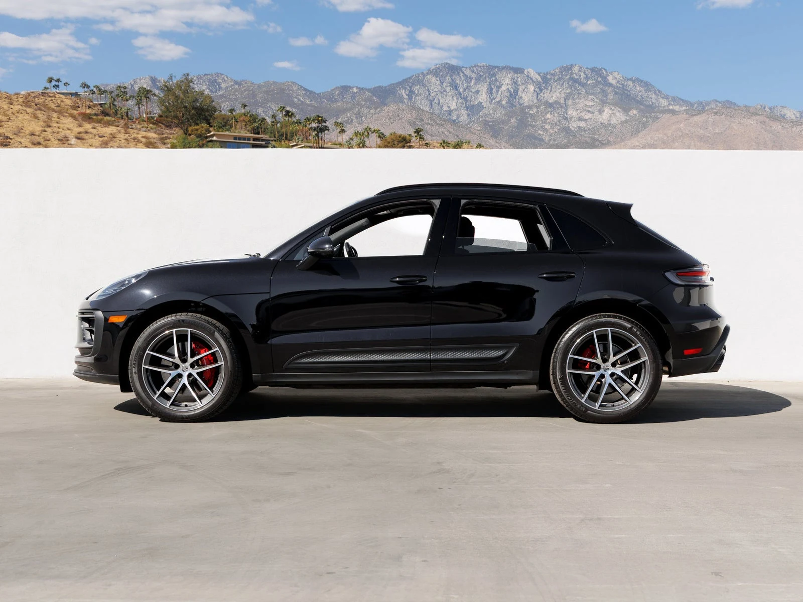 2026 Porsche Macan S (95B), 2/20