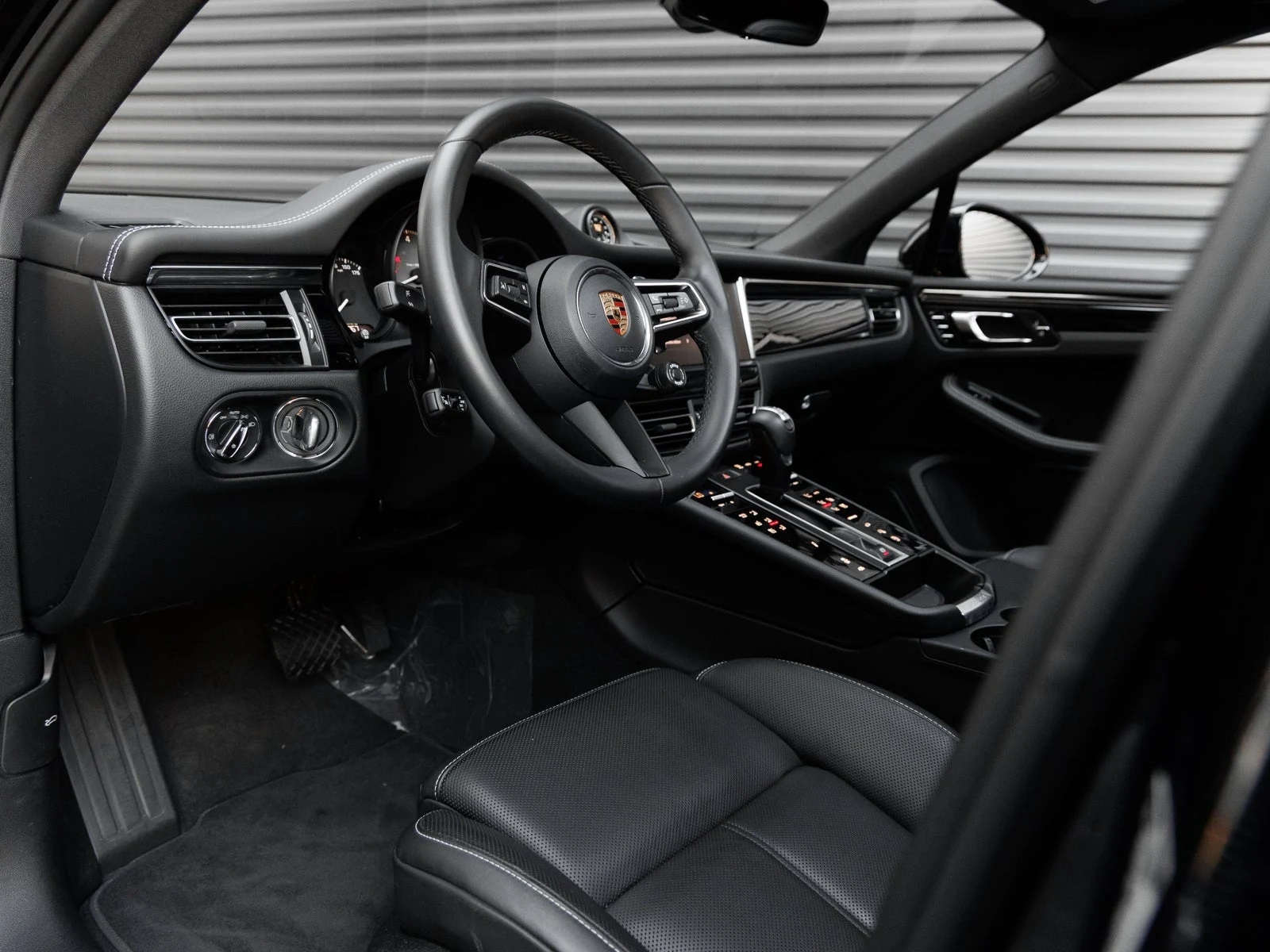 2026 Porsche Macan S (95B), 4/20