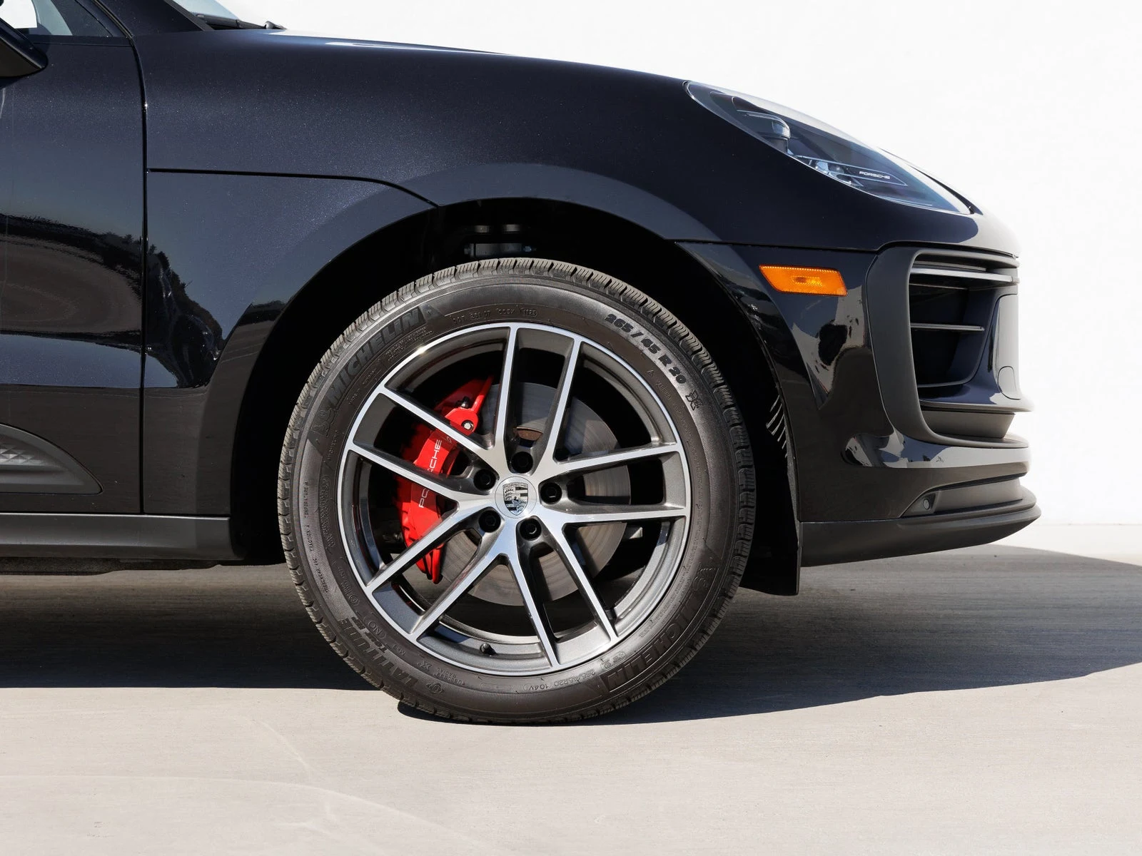 2026 Porsche Macan S (95B), 11/20