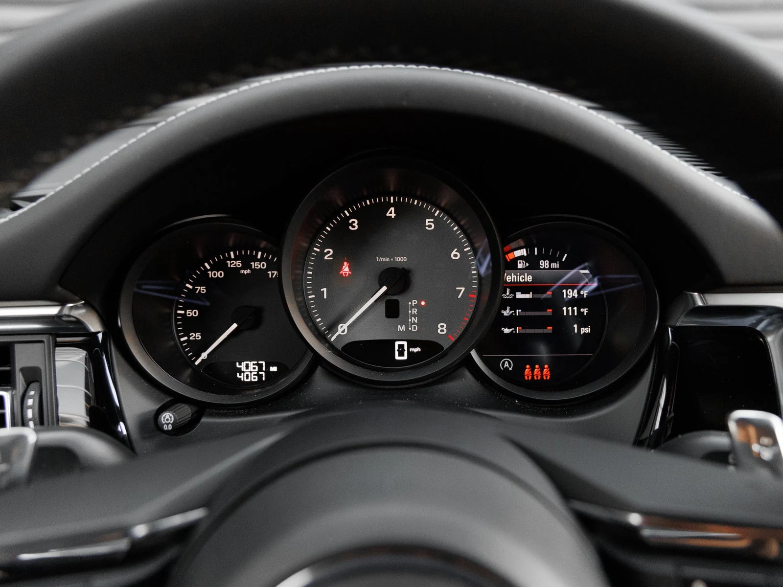 2026 Porsche Macan S (95B), 18/20