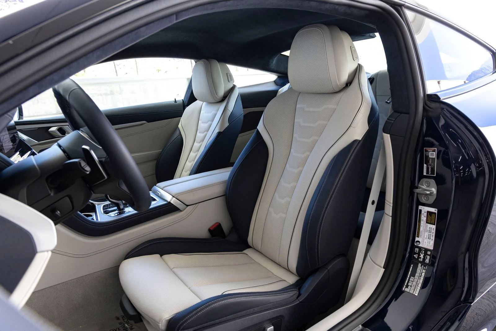 2026 BMW 840i xDrive Coupé (G15), 19/20