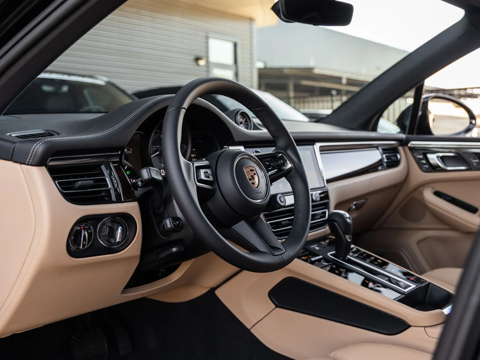 2026 Porsche Macan S (95B), 4/20