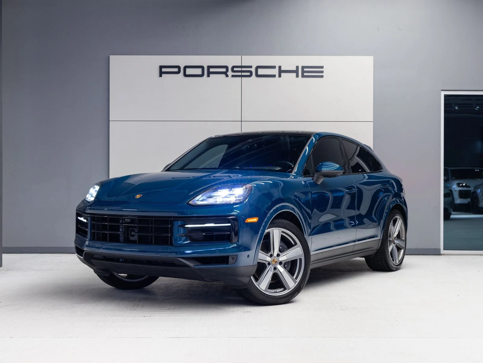 Porsche Cayenne Coupé (3rd Generation) · Montego Blue Metallic · Indigo Auto Group
