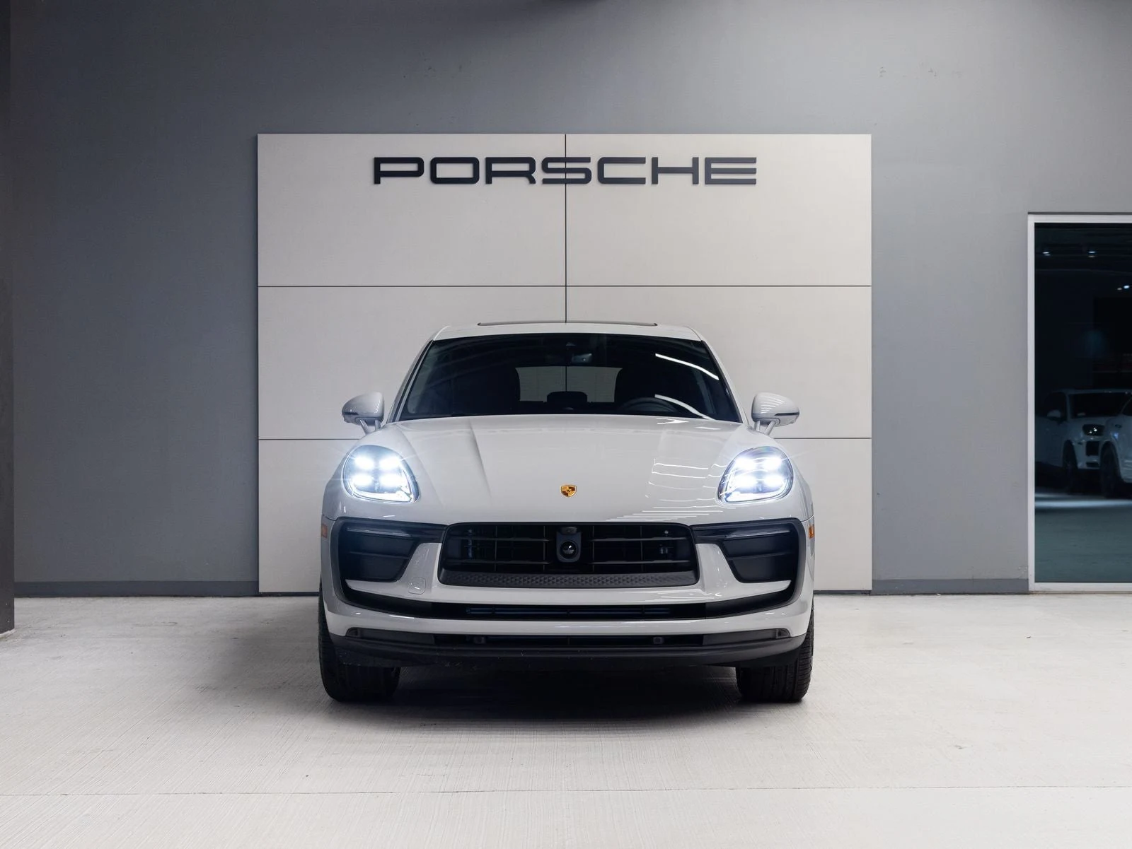 2026 Porsche Macan (95B), 10/20