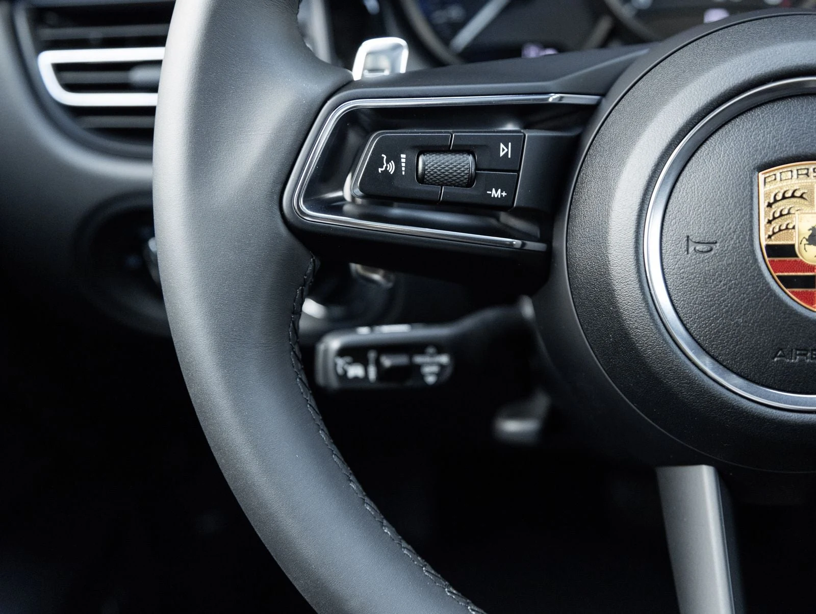 2026 Porsche Macan (95B), 15/20
