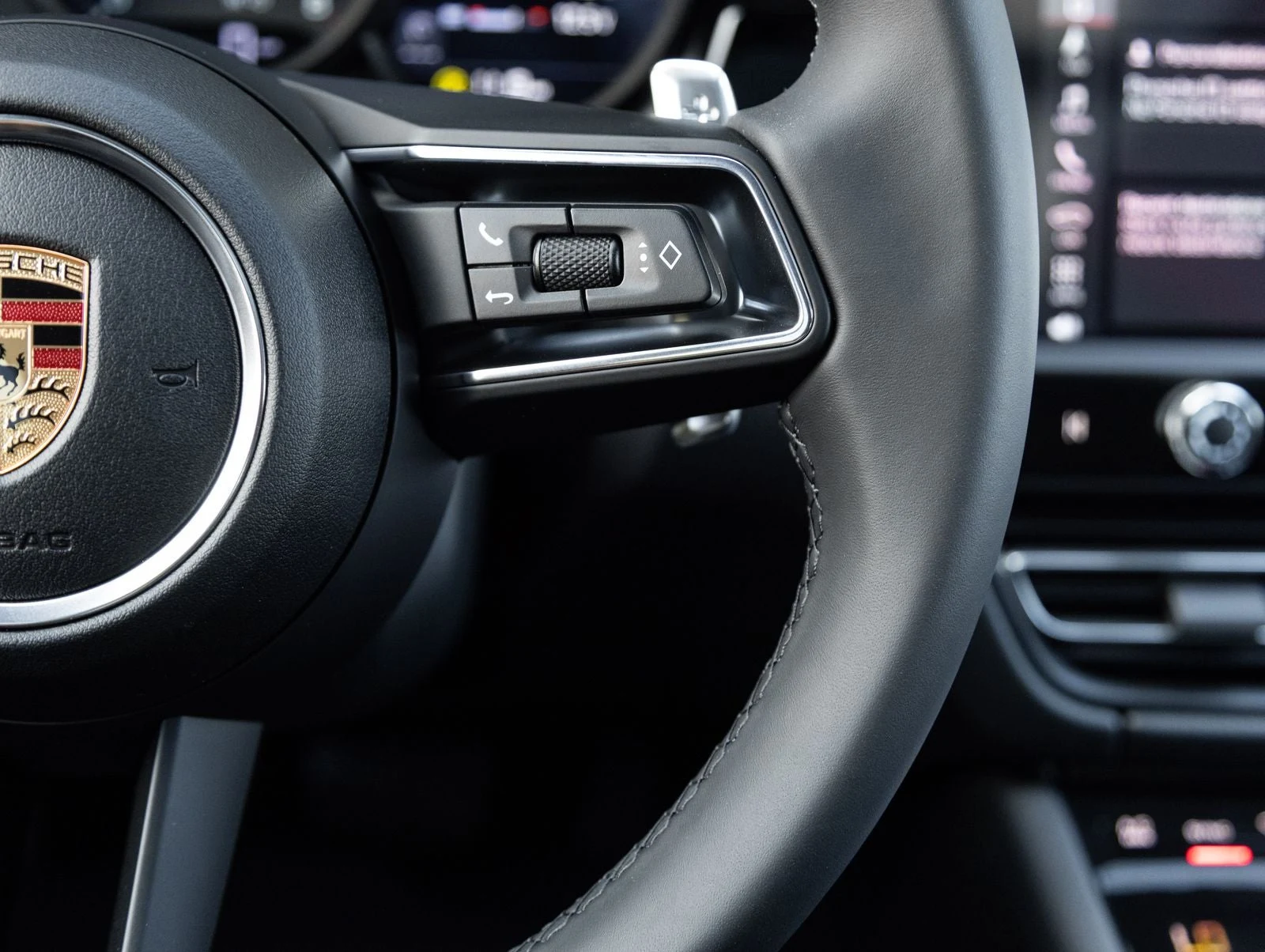 2026 Porsche Macan (95B), 16/20