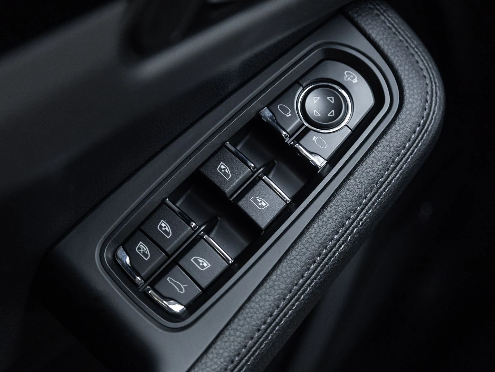 2026 Porsche Macan (95B), 19/20