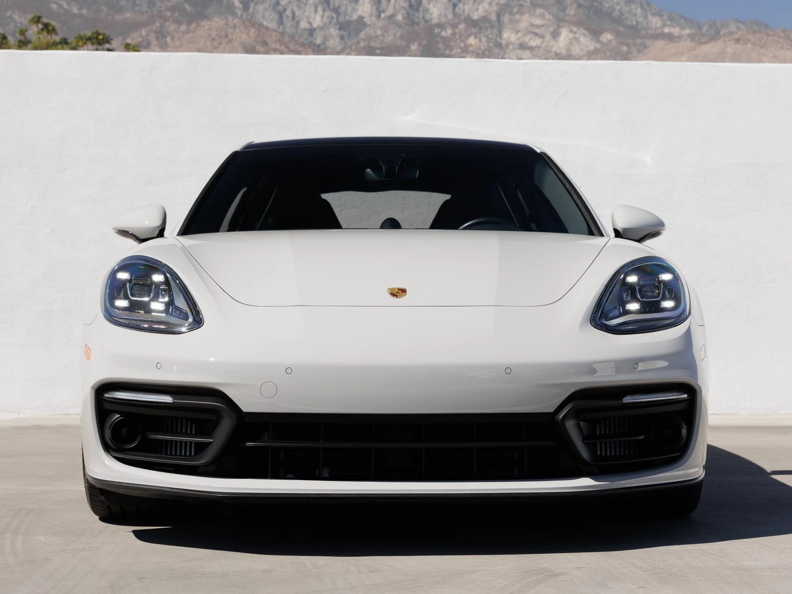 2023 Porsche Panamera Platinum Edition (971), 10/20