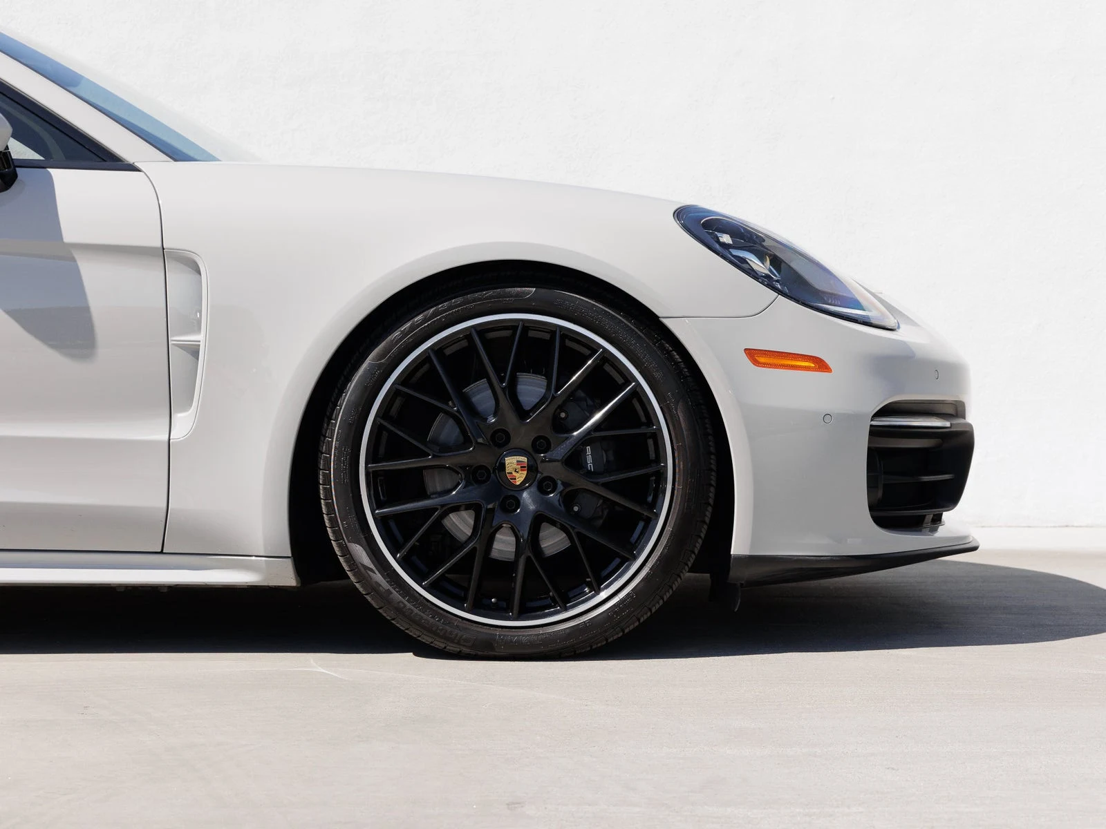 2023 Porsche Panamera Platinum Edition (971), 11/20
