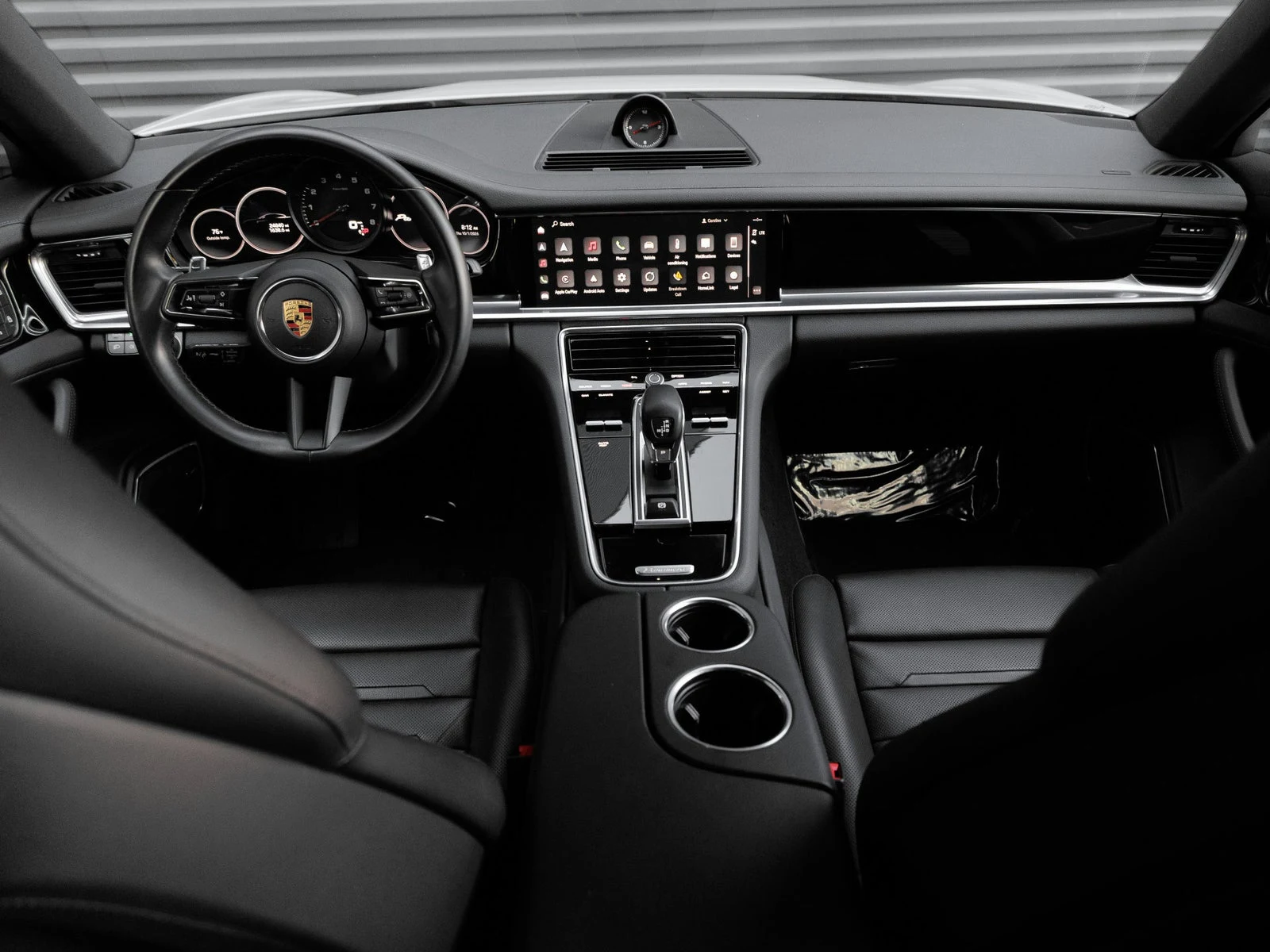 2023 Porsche Panamera Platinum Edition (971), 16/20