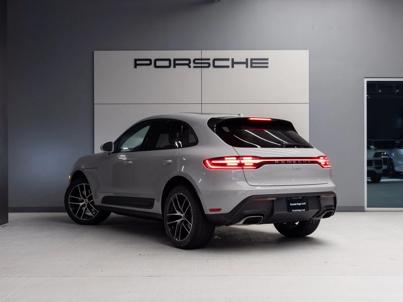 2026 Porsche Macan (95B), 3/20
