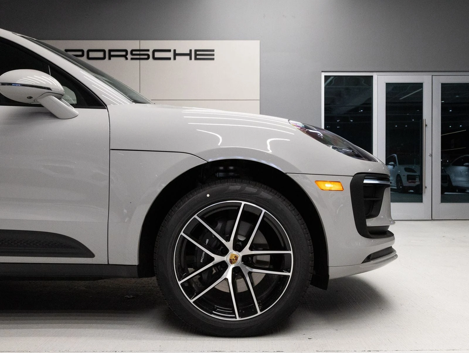 2026 Porsche Macan (95B), 11/20