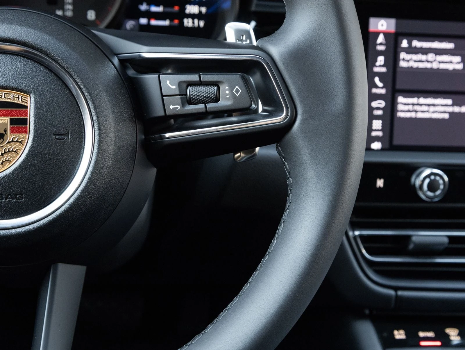 2026 Porsche Macan (95B), 16/20