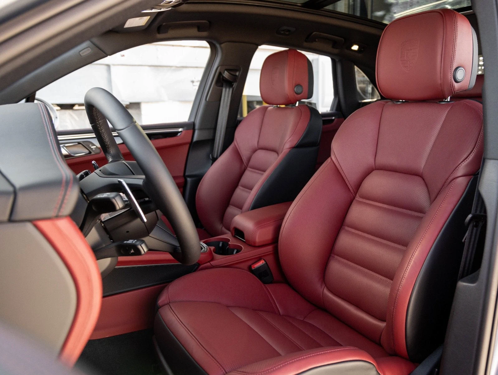 2026 Porsche Macan (95B), 5/20